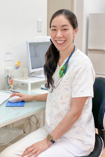 理事長 赤堀 茉莉香